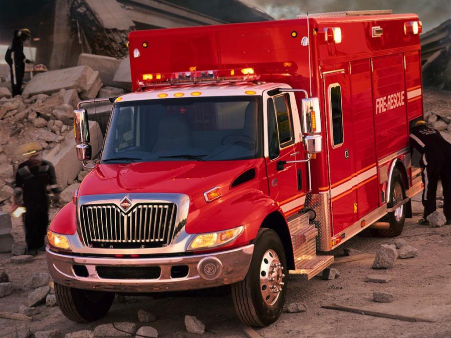  International DuraStar 4400 Firetruck 2002 года  (фото 2 из 6)